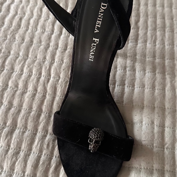 Daniela Funari heels - Picture 1 of 6